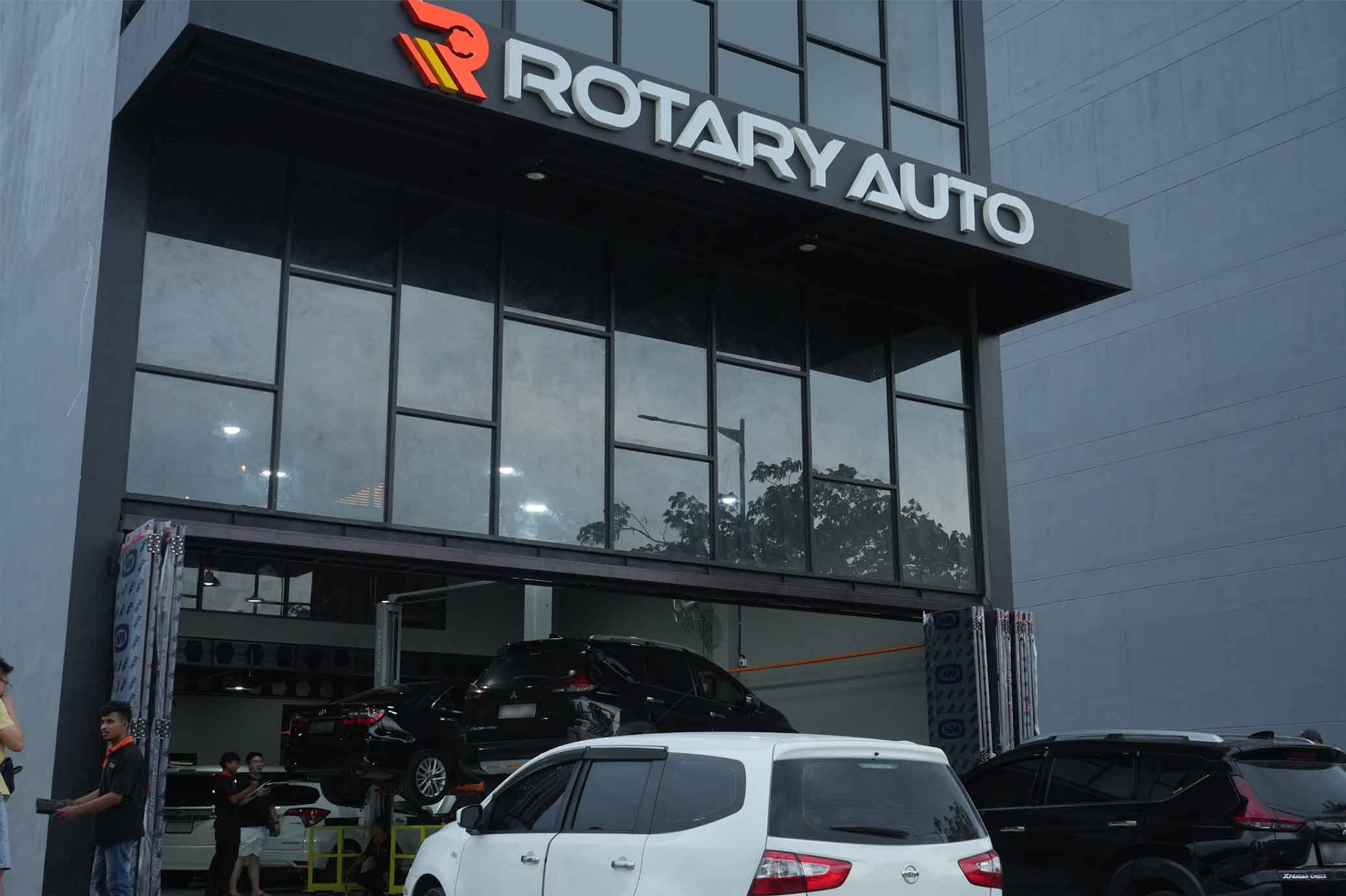 bengkel spesialis kaki kaki mobil