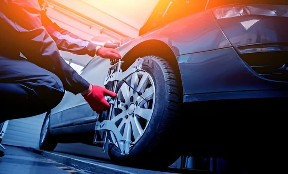 bunyi gluduk pada roda depan mobil avanza