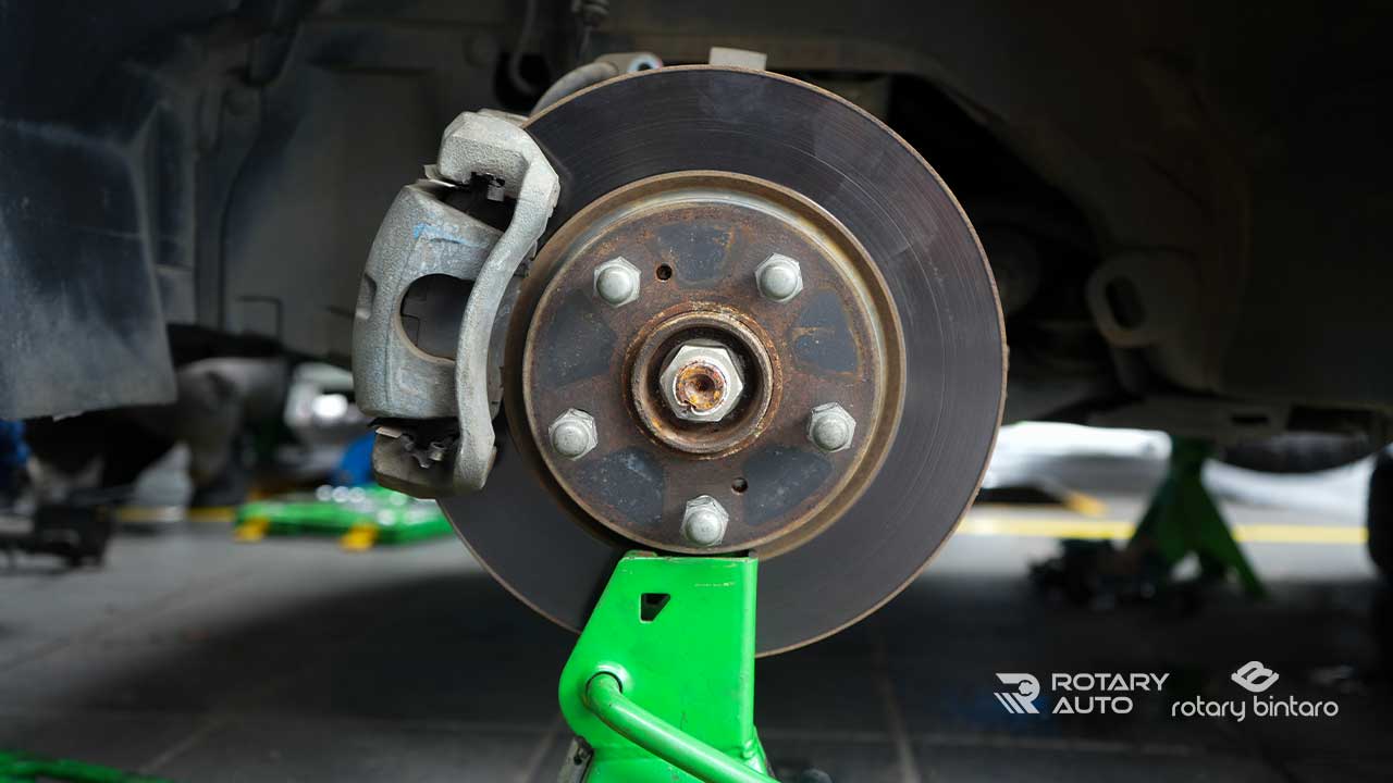 perawatan rem mobil