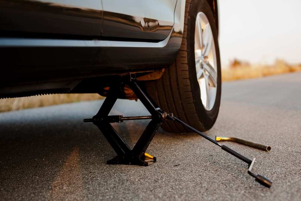 penyebab kaki kaki mobil bunyi gluduk gluduk