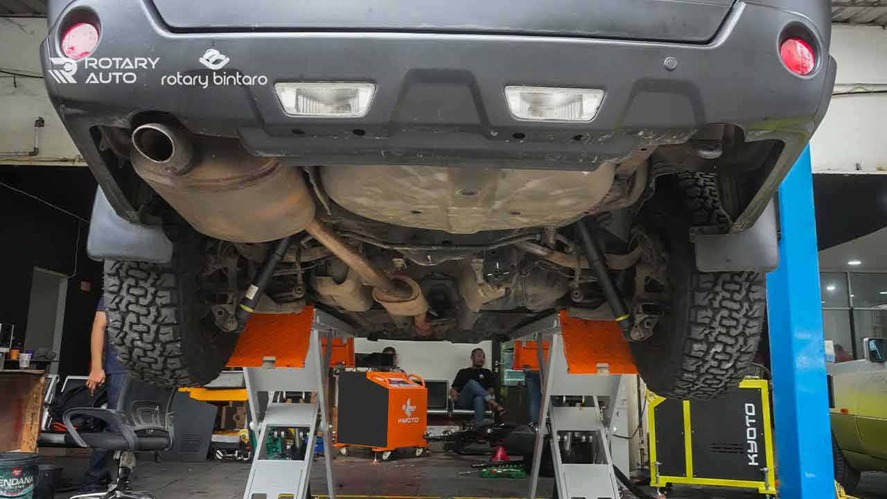 service rack steer