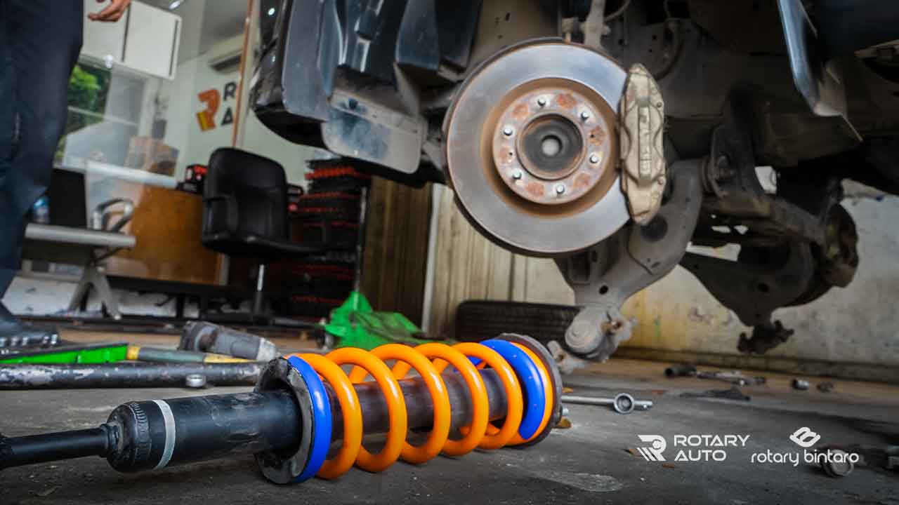 Ciri Ciri Bearing Roda Belakang Mobil Rusak