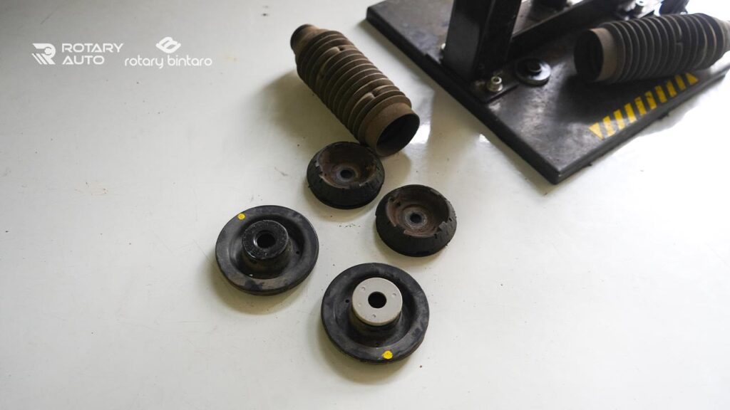 ciri ciri bushing rack steer rusak
