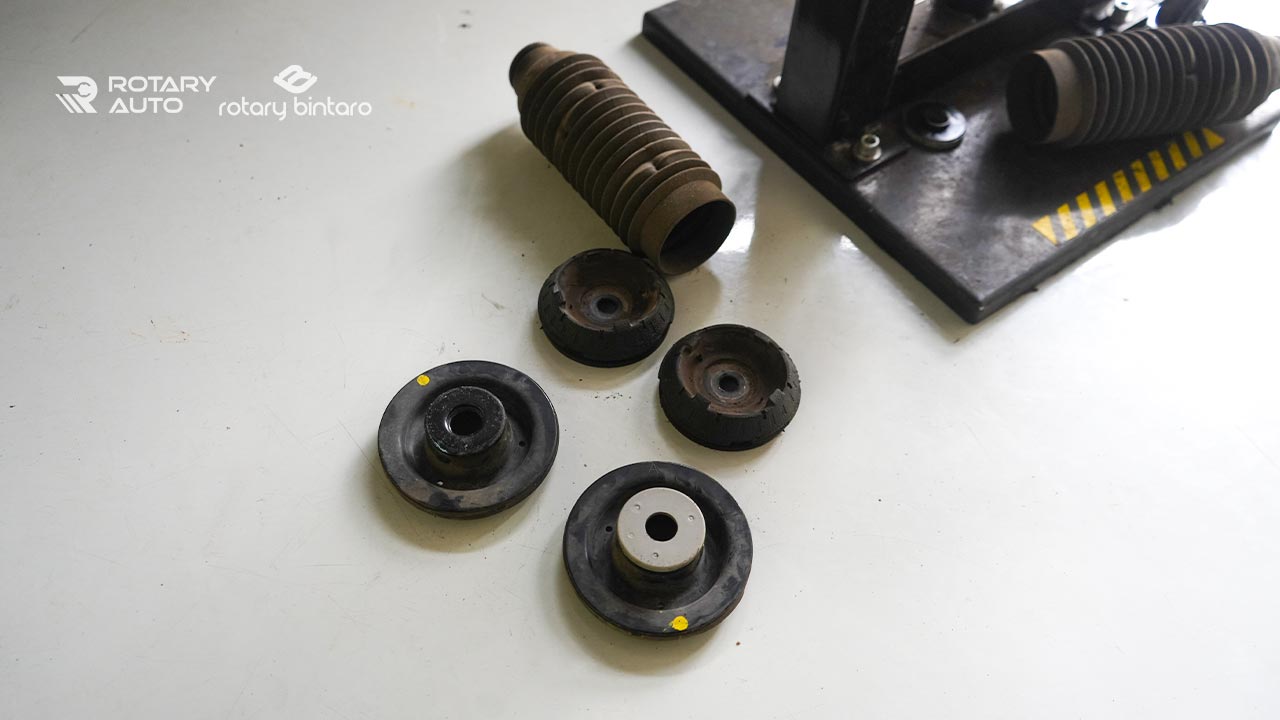 ciri ciri bushing rack steer rusak