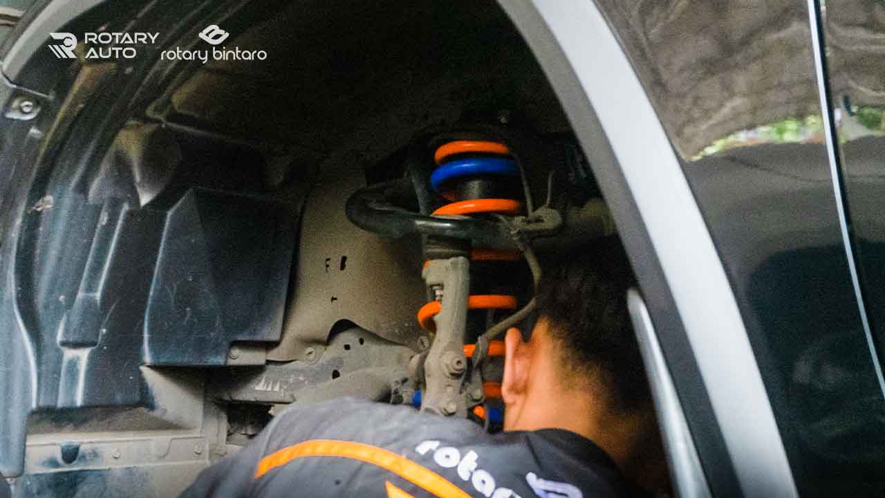 Servis Shockbreaker Mobil