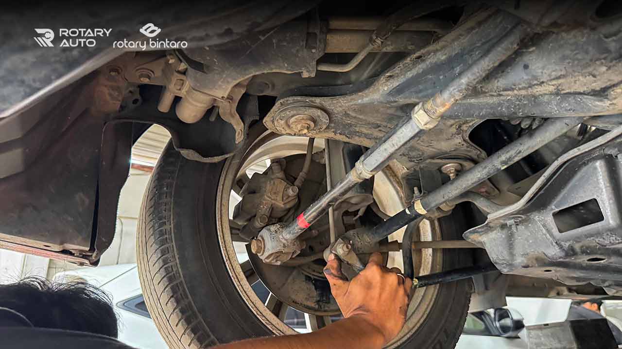 Ciri Bearing Roda Belakang Avanza Rusak (2)