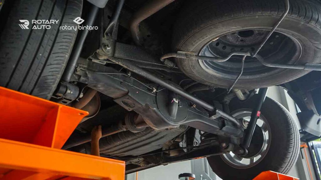 Komponen Kaki Kaki Mobil Bagian Belakang