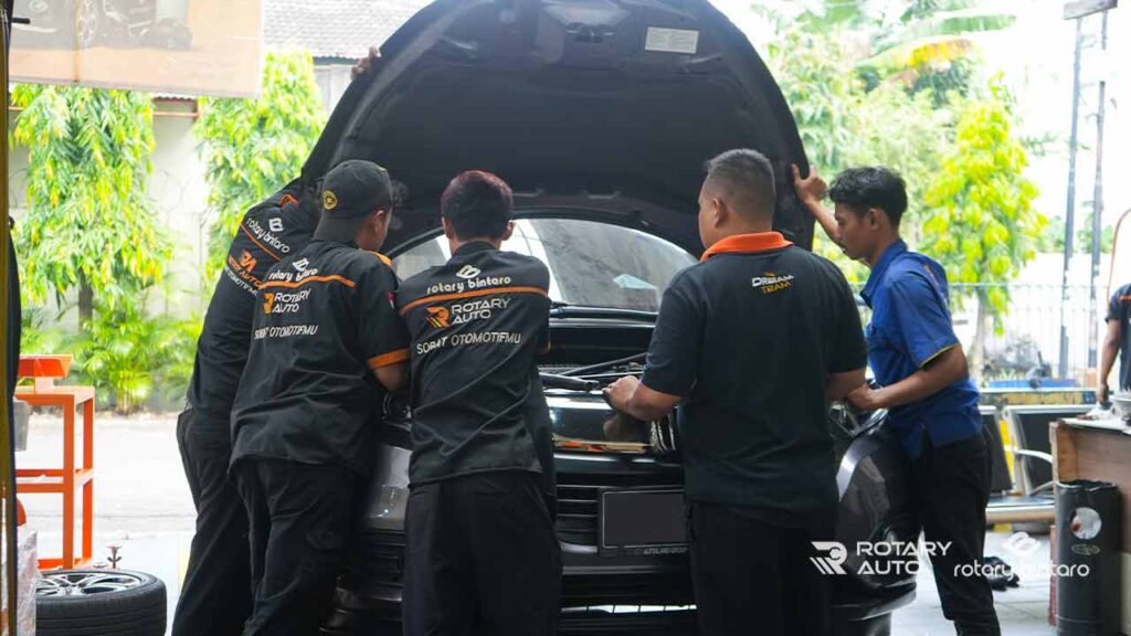 Perbaiki Kaki Kaki Mobil