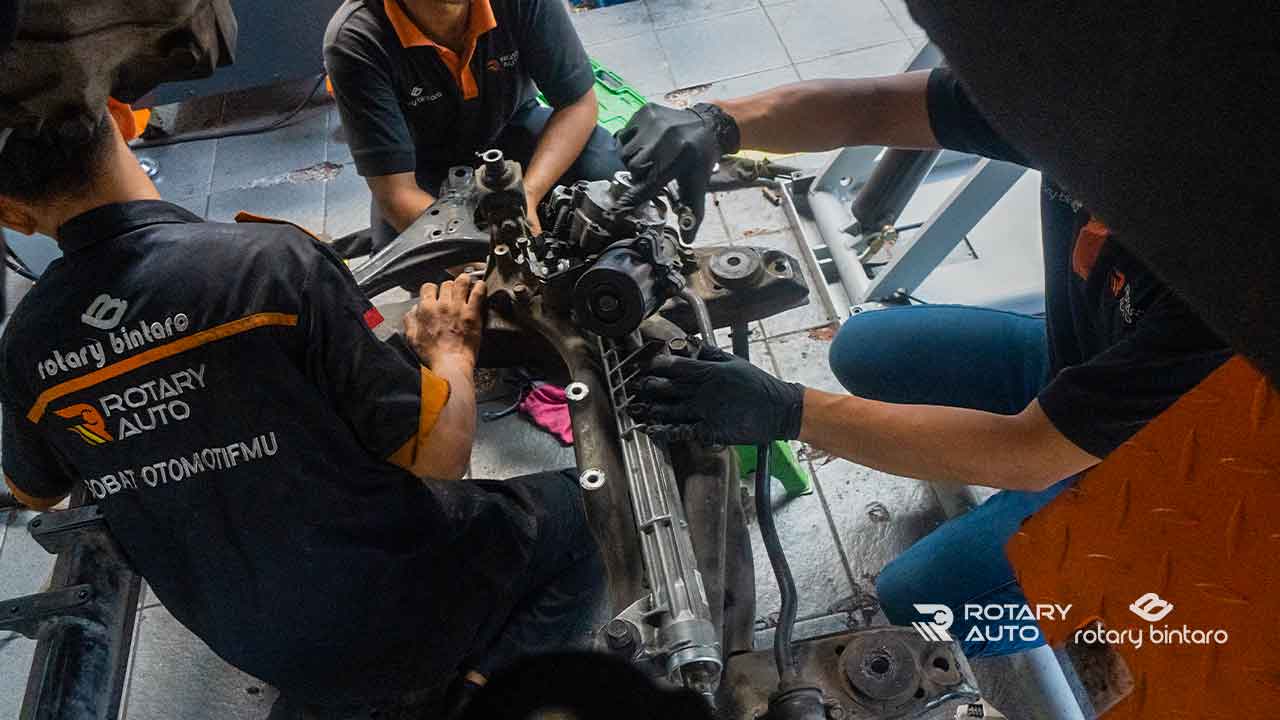 Perbaiki Kaki Kaki Mobil (2)