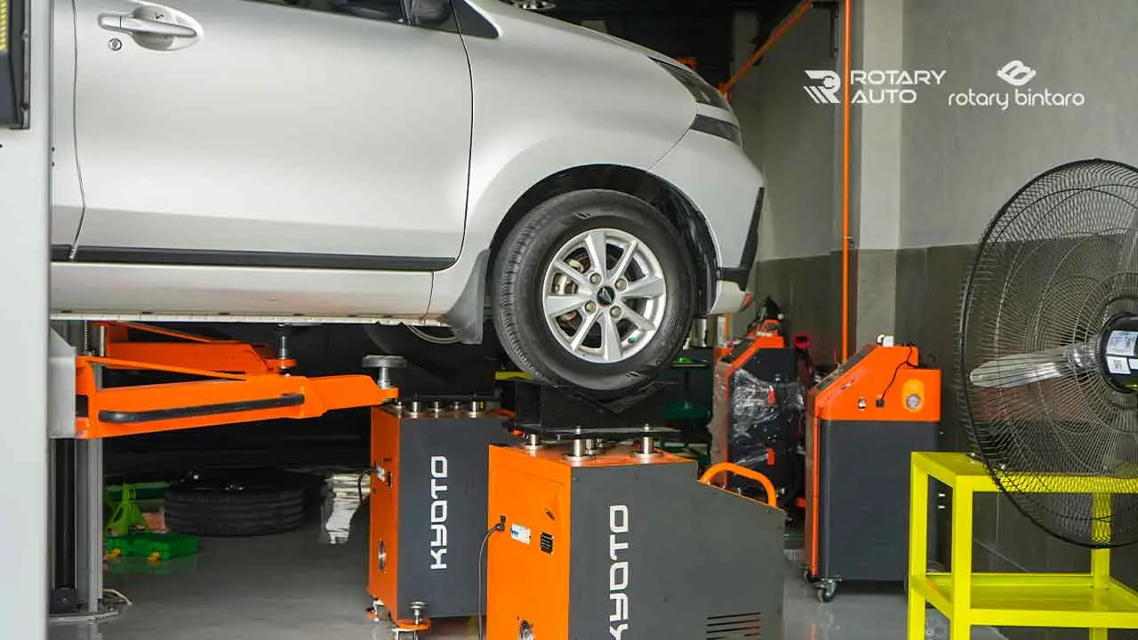Service Kaki Kaki Avanza