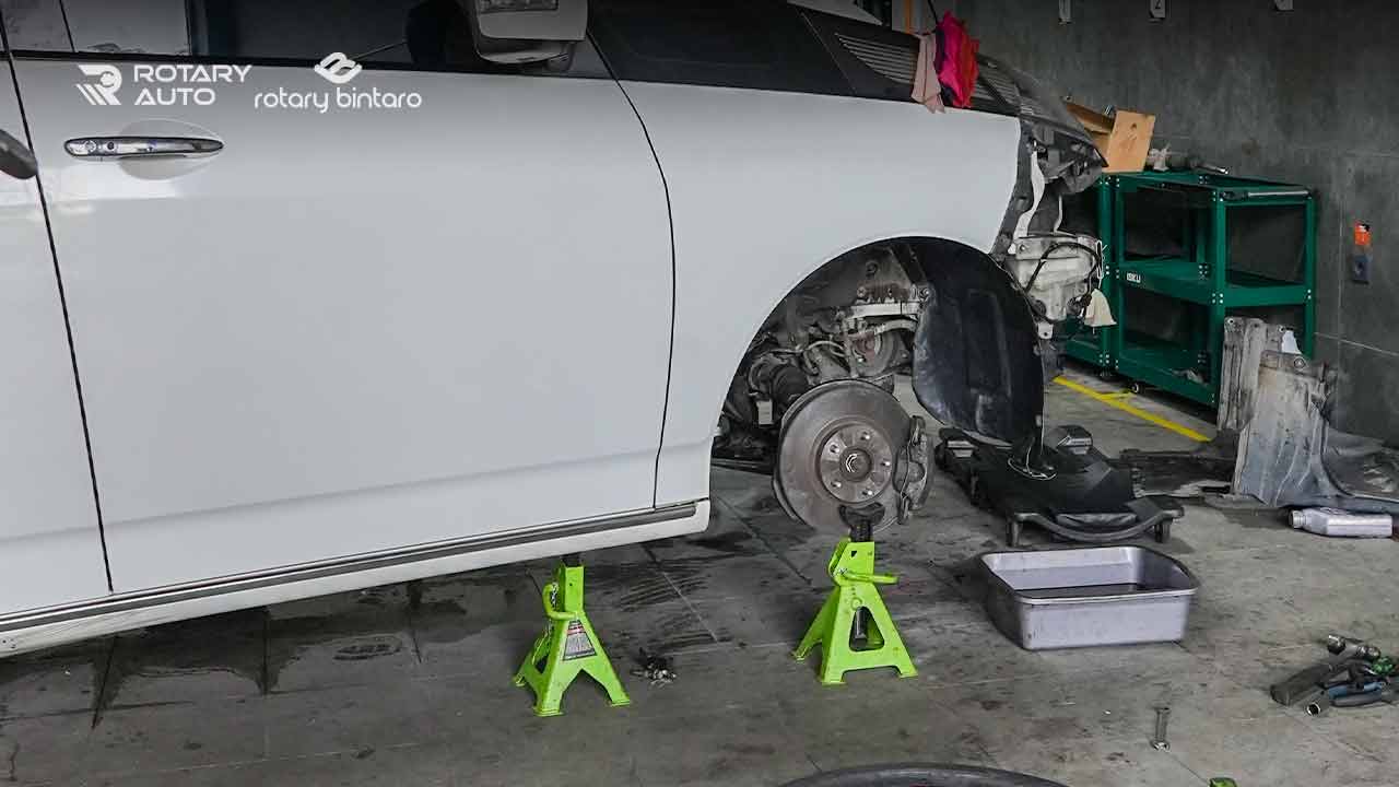 As Roda Depan Canter (2)