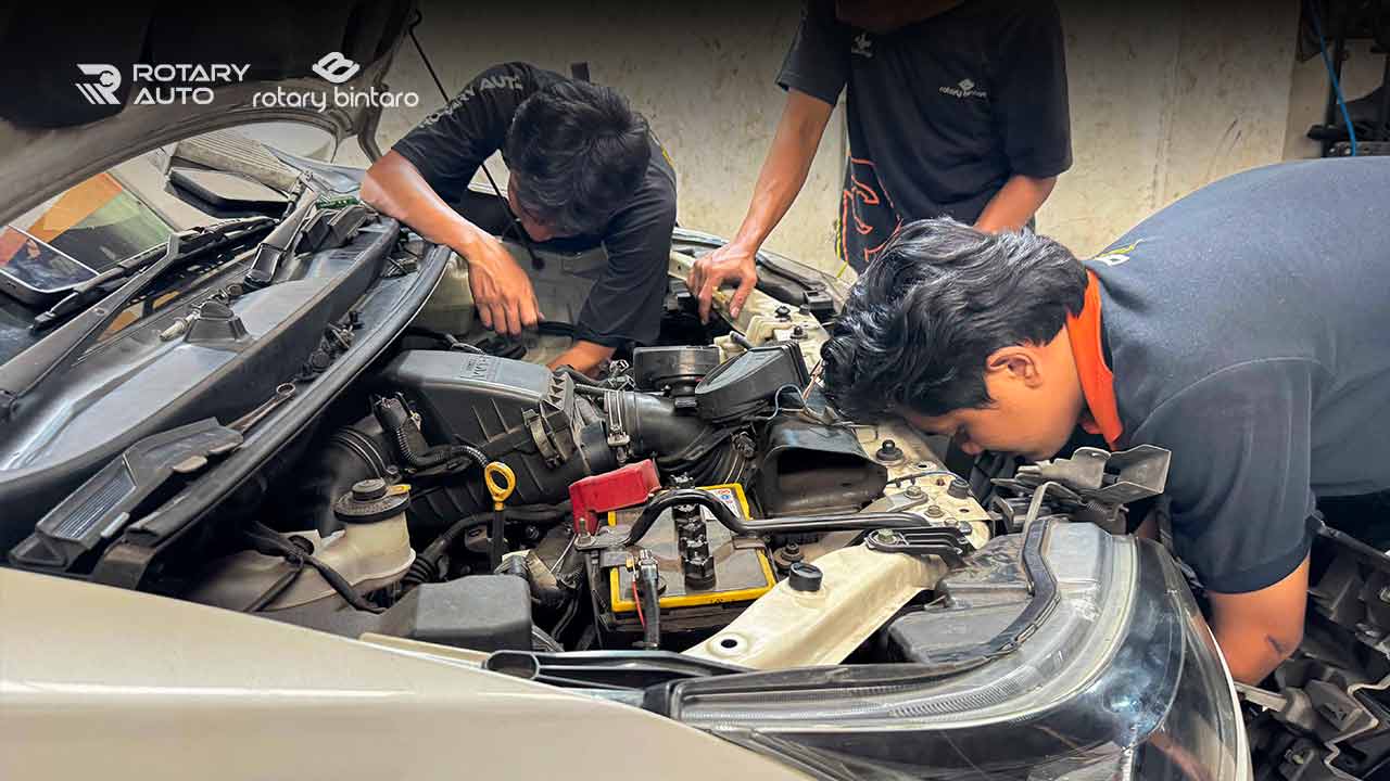 Tune Up Mobil Terdekat (3) Tune Up Mobil Terdekat (3)