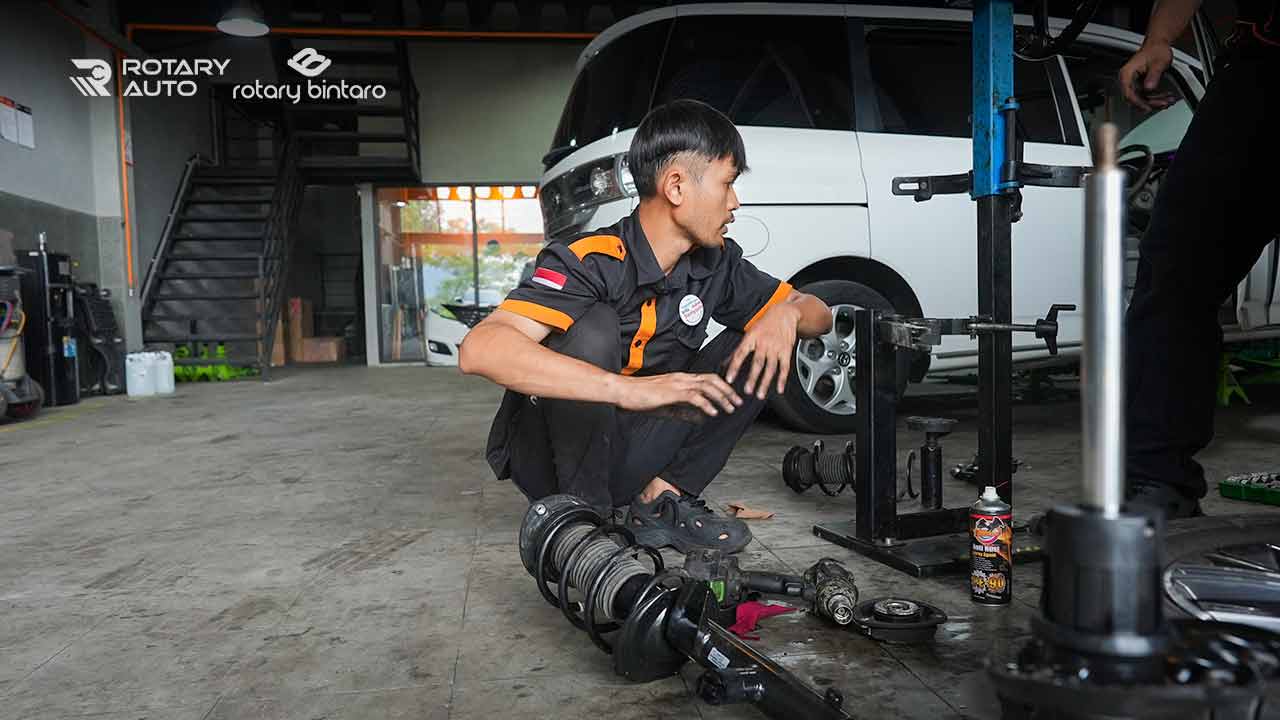 Ciri Ciri Shock Depan Avanza Rusak (3) Ciri Ciri Shock Depan Avanza Rusak (3)