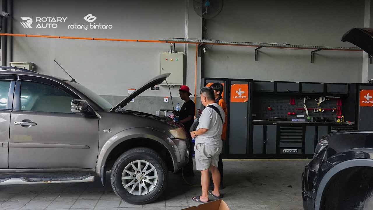 Lampu Indikator Oli Menyala 2 Lampu Indikator Oli Menyala 2