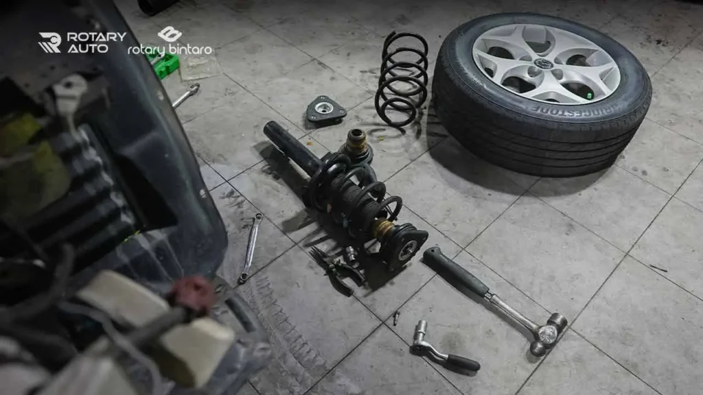 Harga Shock Avanza Depan