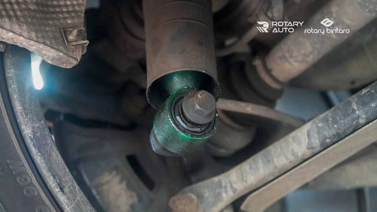 Cara Mengatasi Shockbreaker Depan Bocor (2) Cara Mengatasi Shockbreaker Depan Bocor (2)