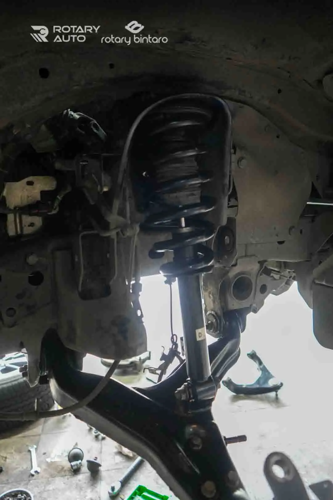 Service Shockbreaker Mobil Terdekat