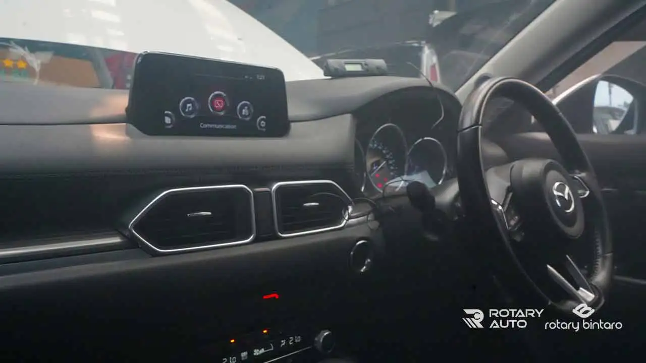 Dashboard Mobil Tetap Panas Meski AC Menyala? Ini Penyebab dan Cara Mengatasinya